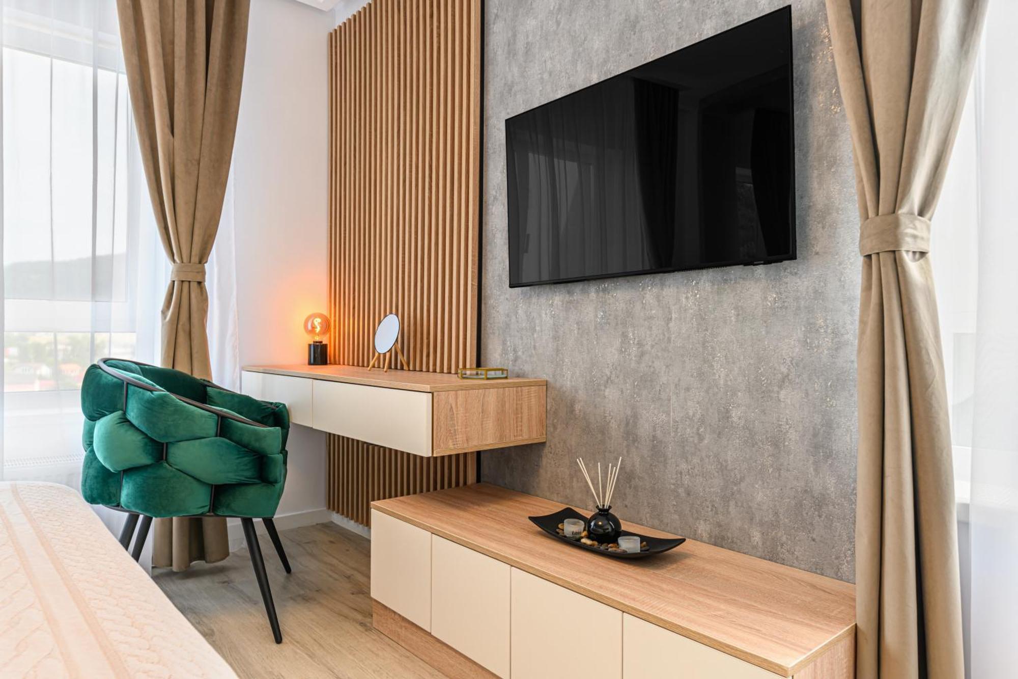 Mountain View Retreat Apartment - 브라쇼브 외부 사진